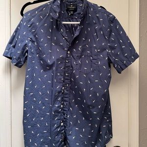 Short sleeve button up